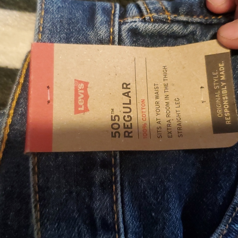 Levis jeans - Picture 3 of 3